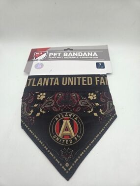 Atlanta United Black & Gold Pet Bandana NWT(Small)